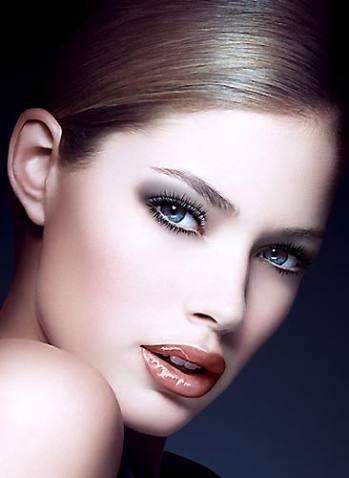   MAKE-UP  PROFI () 