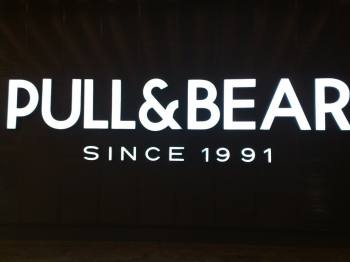   Pull&Bear! 